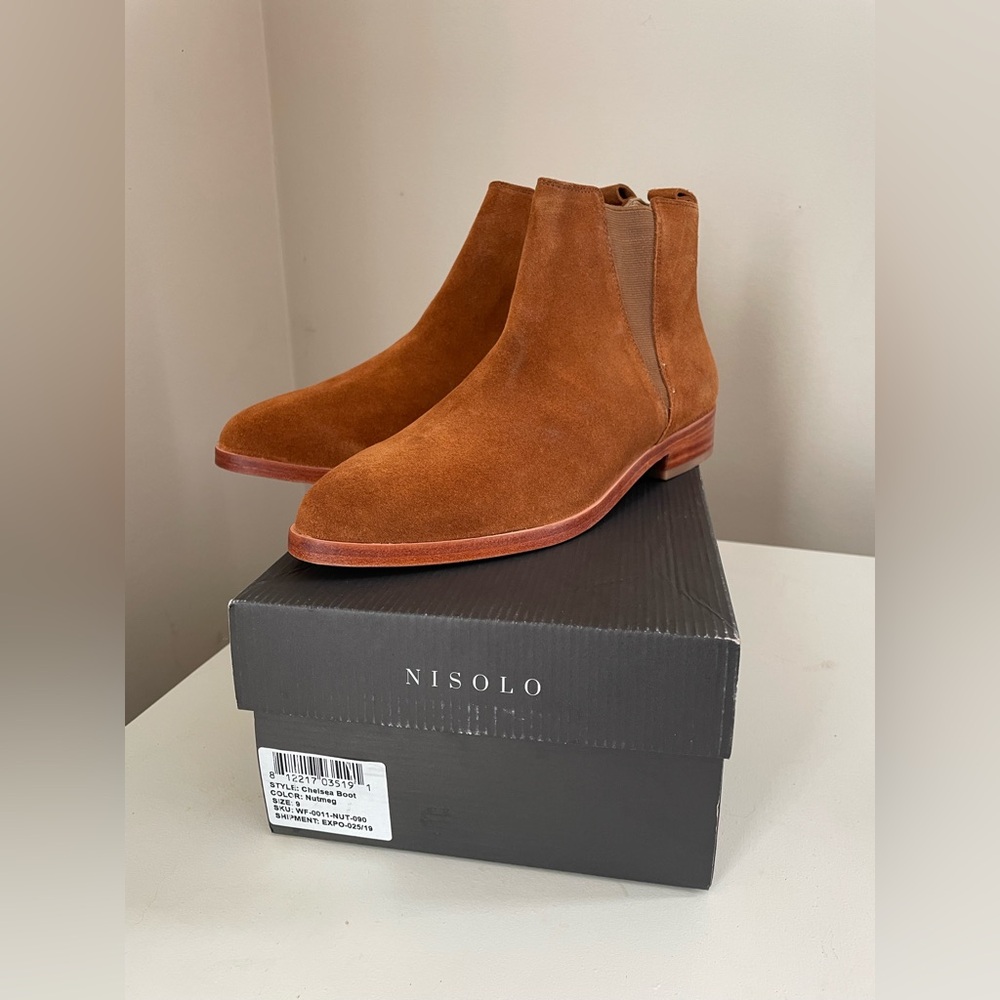 Nisolo Eva Everyday Chelsea Suede Boots